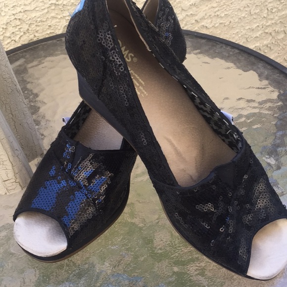 Toms Black Sequin Wedges - Picture 5 of 8